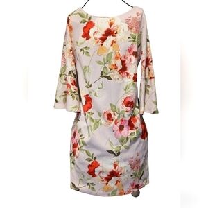 RONNI NICOLE FLORAL  BELL SLEEVES  DRESS size 4P